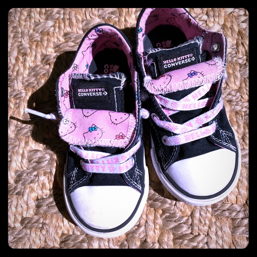 Cute black and white toddler hello kitty converse